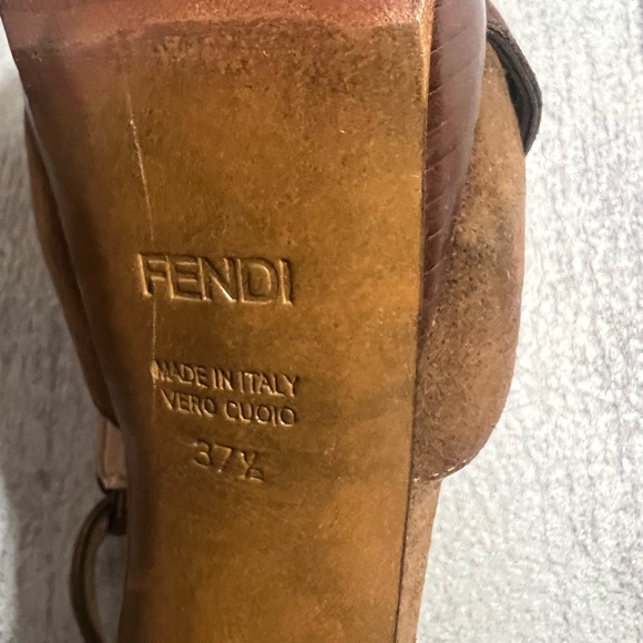 Fendi Brown T-Bar Ankle-Strap Platform Sandals Size 37.5 Made in Italy - Picture 10 of 10